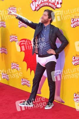 Filmpremiere 'Captain Underpants: The First Epic Movie' in Westwood