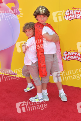 Filmpremiere 'Captain Underpants: The First Epic Movie' in Westwood