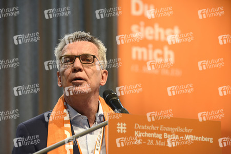 De Maizière und al-Tayyeb auf dem 36. Deutschen Evangelischen Kirchentag in Berlin