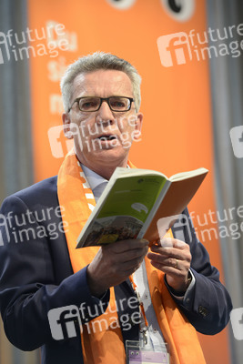 De Maizière und al-Tayyeb auf dem 36. Deutschen Evangelischen Kirchentag in Berlin