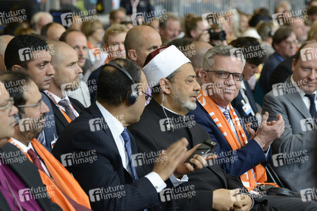 De Maizière und al-Tayyeb auf dem 36. Deutschen Evangelischen Kirchentag in Berlin