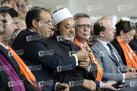 De Maizière und al-Tayyeb auf dem 36. Deutschen Evangelischen Kirchentag in Berlin