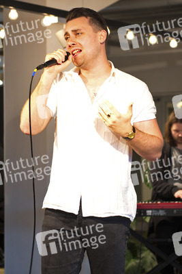 Showcase von Joseph J. Jones in Berlin