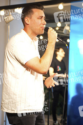 Showcase von Joseph J. Jones in Berlin