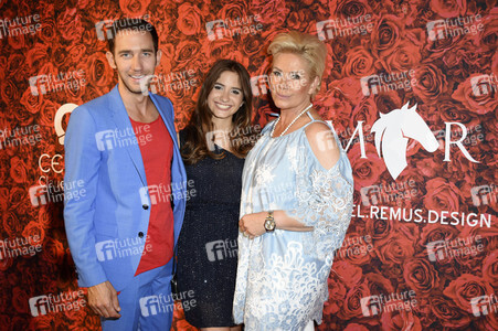 Charity Shopping Night 2017 in München