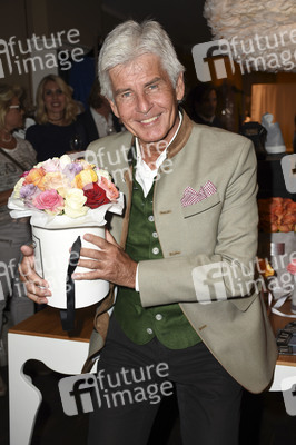 Charity Shopping Night 2017 in München