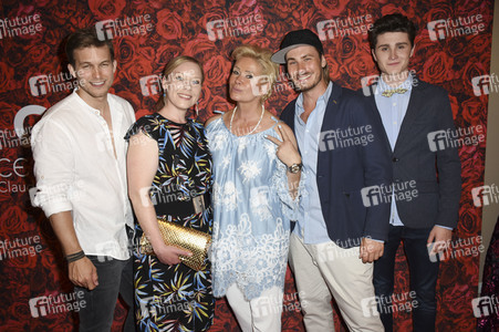 Charity Shopping Night 2017 in München