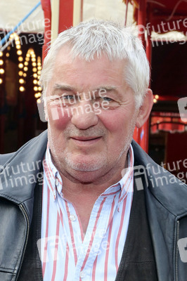 Gala-Premiere des Circus Roncalli in Hamburg