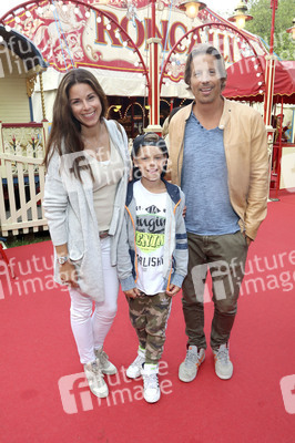 Gala-Premiere des Circus Roncalli in Hamburg