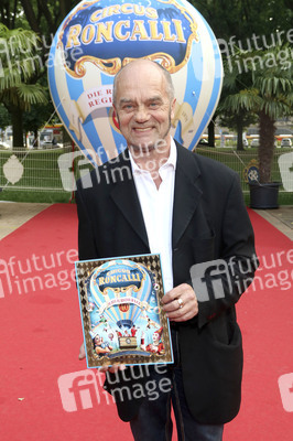 Gala-Premiere des Circus Roncalli in Hamburg