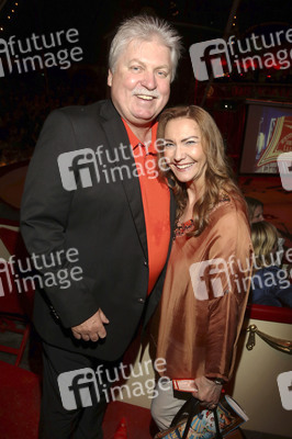 Gala-Premiere des Circus Roncalli in Hamburg