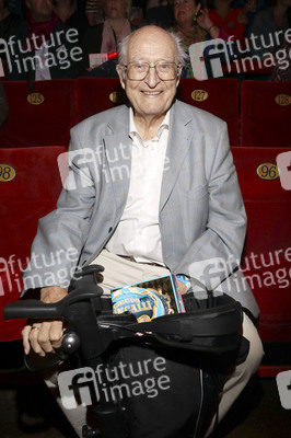 Gala-Premiere des Circus Roncalli in Hamburg