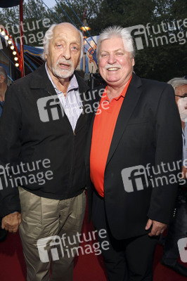 Gala-Premiere des Circus Roncalli in Hamburg