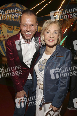 Gala-Premiere des Circus Roncalli in Hamburg