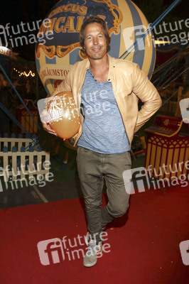 Gala-Premiere des Circus Roncalli in Hamburg