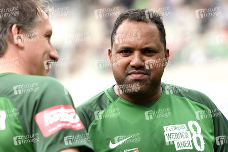 Benefizspiel Mertes 96-Freunde gegen Clemens Werderaner in Hannover
