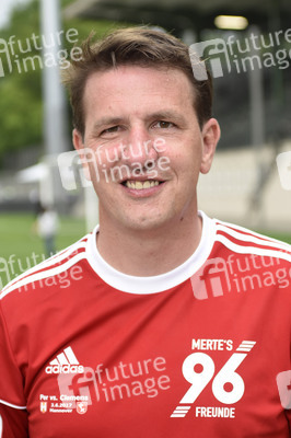 Benefizspiel Mertes 96-Freunde gegen Clemens Werderaner in Hannover