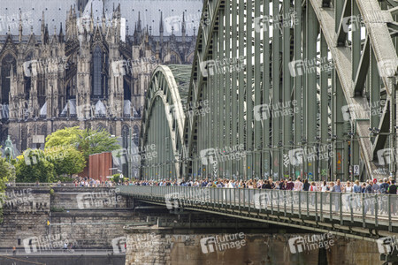 Symbolfoto Hohenzollernbrücke