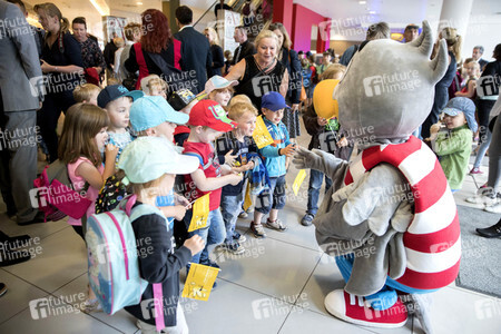 Filmpremiere 'Applaus für Felix - Ein Tag im Bundestag' in Erfurt