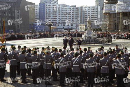 Verabschiedung der russischen Streitkräfte aus Deutschland in Berlin