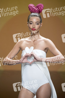 Agatha Ruiz de la Prada Fashion Show, Swimwear Fashion Week Moda Cálida 2017