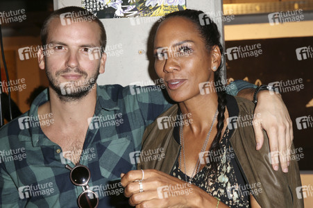 Vernissage Noah Becker 'Bake all Day' in Hamburg