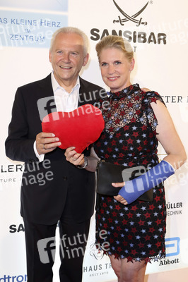 Charity-Gala 'Das kleine Herz im Zentrum' in Hamburg