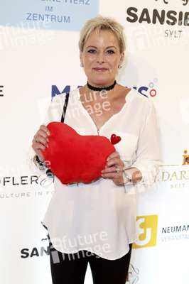Charity-Gala 'Das kleine Herz im Zentrum' in Hamburg