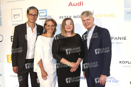 Charity-Gala 'Das kleine Herz im Zentrum' in Hamburg