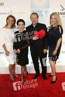 Charity-Gala 'Das kleine Herz im Zentrum' in Hamburg
