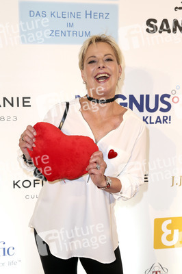 Charity-Gala 'Das kleine Herz im Zentrum' in Hamburg