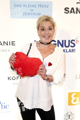 Charity-Gala 'Das kleine Herz im Zentrum' in Hamburg
