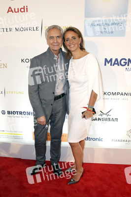 Charity-Gala 'Das kleine Herz im Zentrum' in Hamburg