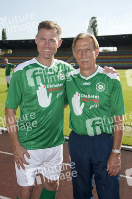 Fußballspiel FC Bundestag vs. FC Diabetologie in Berlin