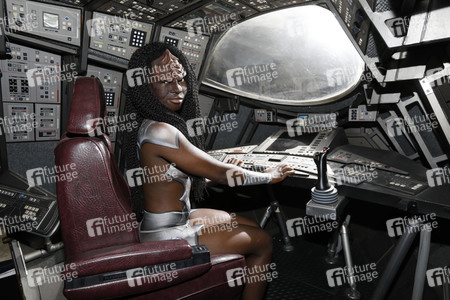 GEEK ART: Klingonin / Klingon Bodypainting
