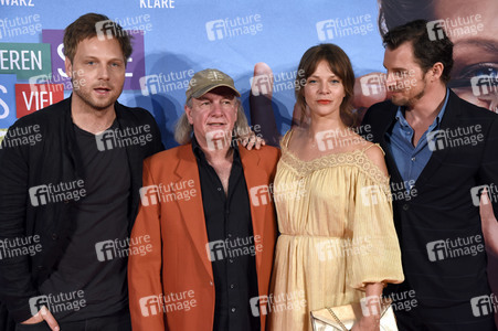 Filmpremiere 'Auf der anderen Seite ist das Gras viel grüner' in Frankfurt