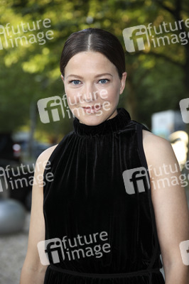 BOSS Womenswear Fashion Show auf der Berlin Fashion Week Spring/Summer 2018