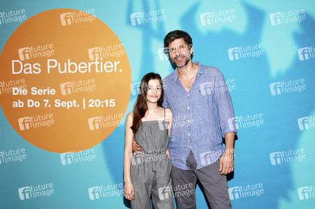 Photocall 'Das Pubertier' in Hamburg