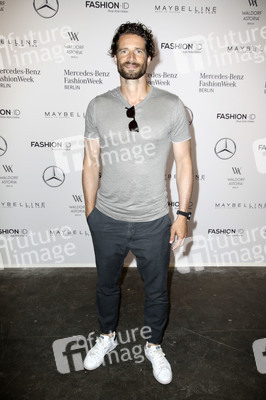 Designer For Tomorrow by Fashion ID Show auf der Mercedes-Benz Fashion Week Berlin Spring/Summer 2018
