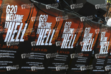 'G20 Welcome to Hell' Demo in Hamburg