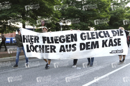 'G20 Welcome to Hell' Demo in Hamburg