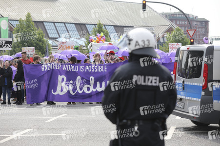 Demonstration 'Bildungsstreik - Jugend gegen G20' in Hamburg