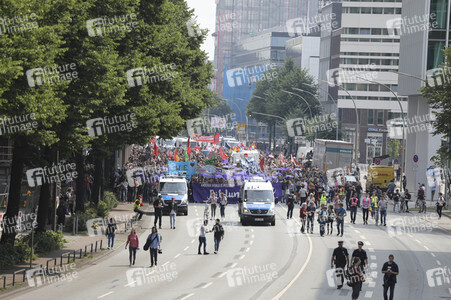 Demonstration 'Bildungsstreik - Jugend gegen G20' in Hamburg