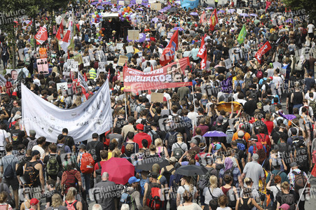 Demonstration 'Bildungsstreik - Jugend gegen G20' in Hamburg