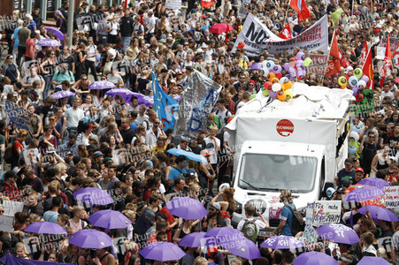 Demonstration 'Bildungsstreik - Jugend gegen G20' in Hamburg