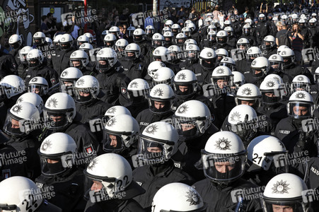 'G20 Welcome to Hell' Demo in Hamburg