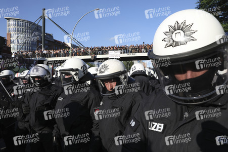 'G20 Welcome to Hell' Demo in Hamburg