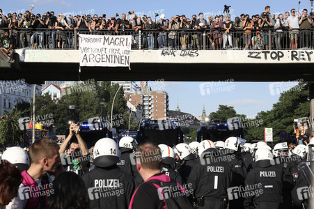 'G20 Welcome to Hell' Demo in Hamburg