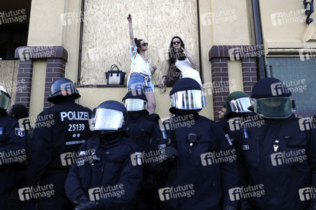 'G20 Welcome to Hell' Demo in Hamburg
