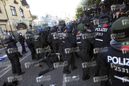 'G20 Welcome to Hell' Demo in Hamburg